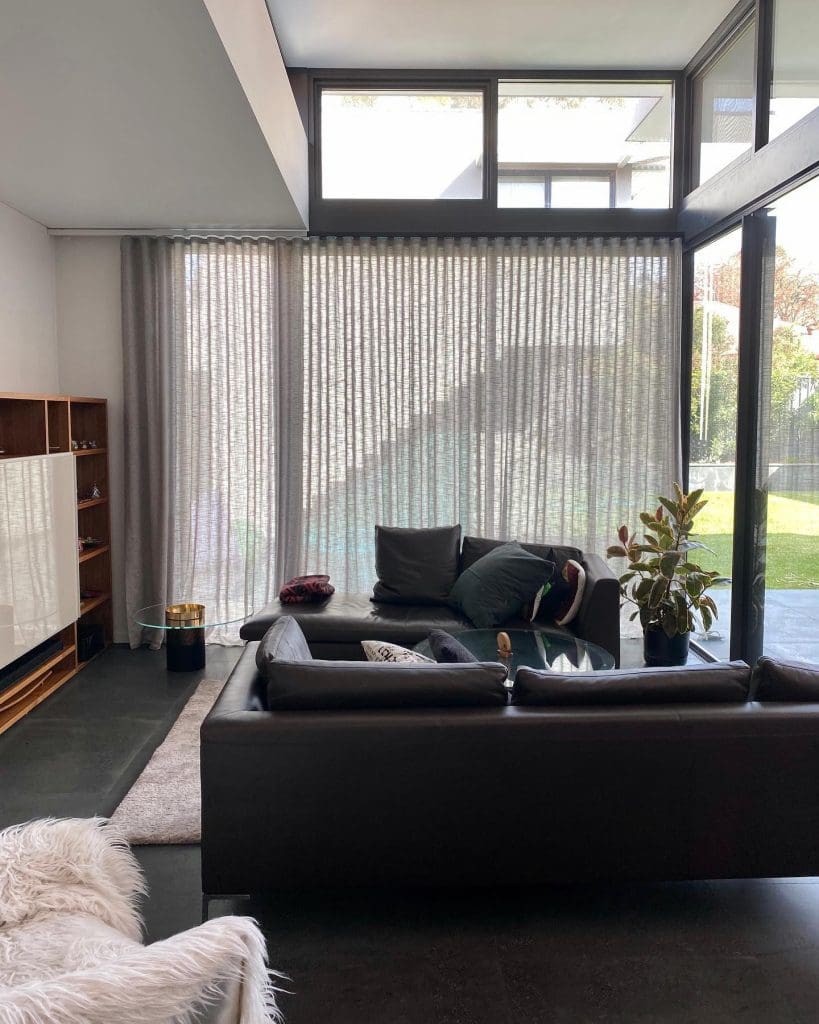 houseofstuart__1598400238_2383876441626878019_10657799233 Houseofstuart 1598400238 2383876441626878019